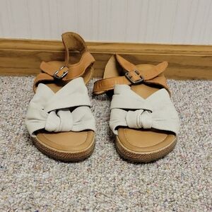 Spring Step Cream and Tan Knotted Woven Leather Sandals Sz 40 US (9) New